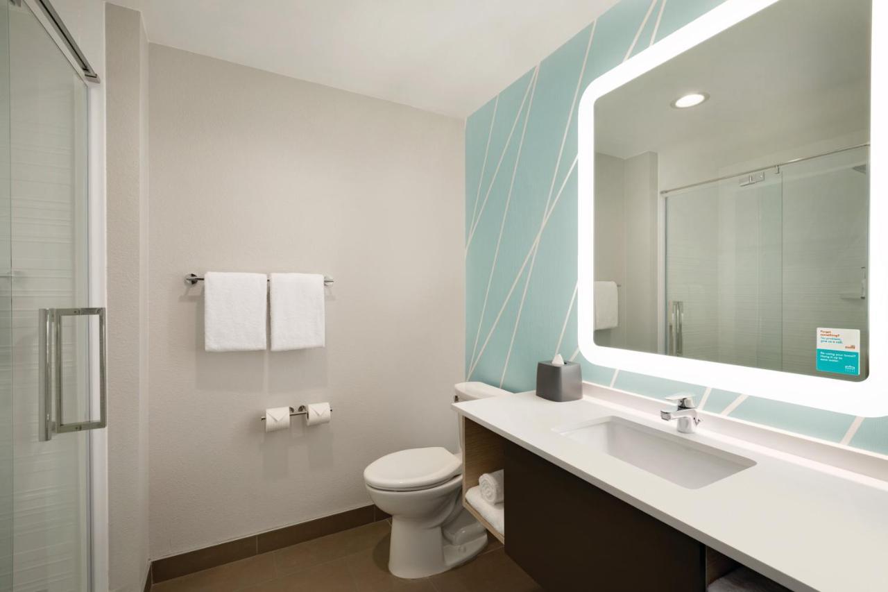Avid Hotel Auburn - University Area By Ihg Bagian luar foto